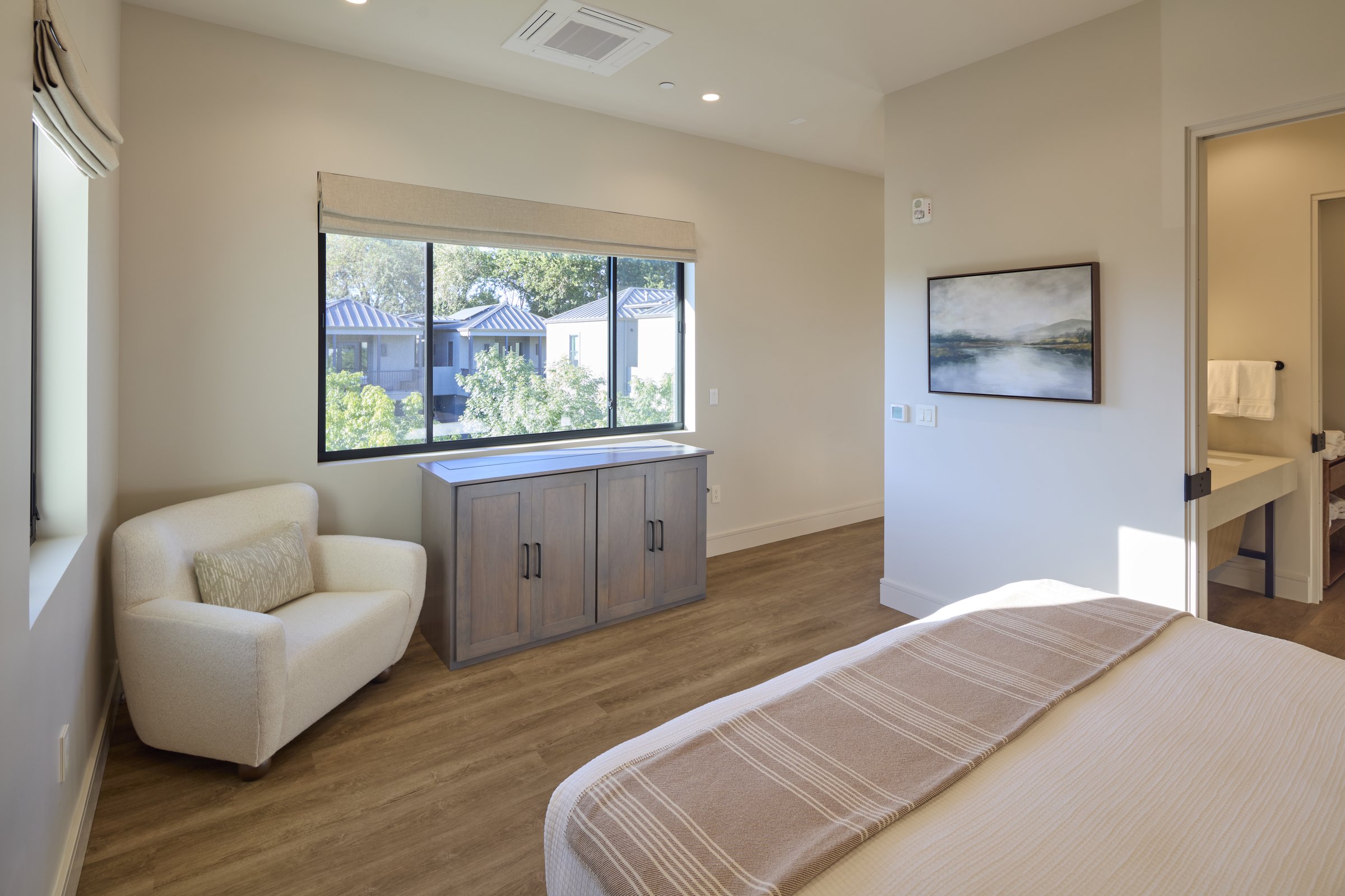 The sitting area in The Overlook Suite.