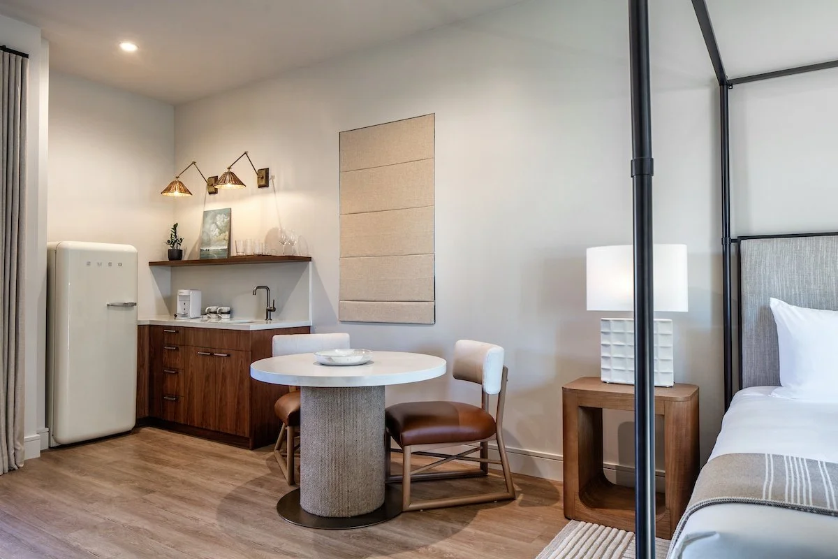 Suite kitchenette