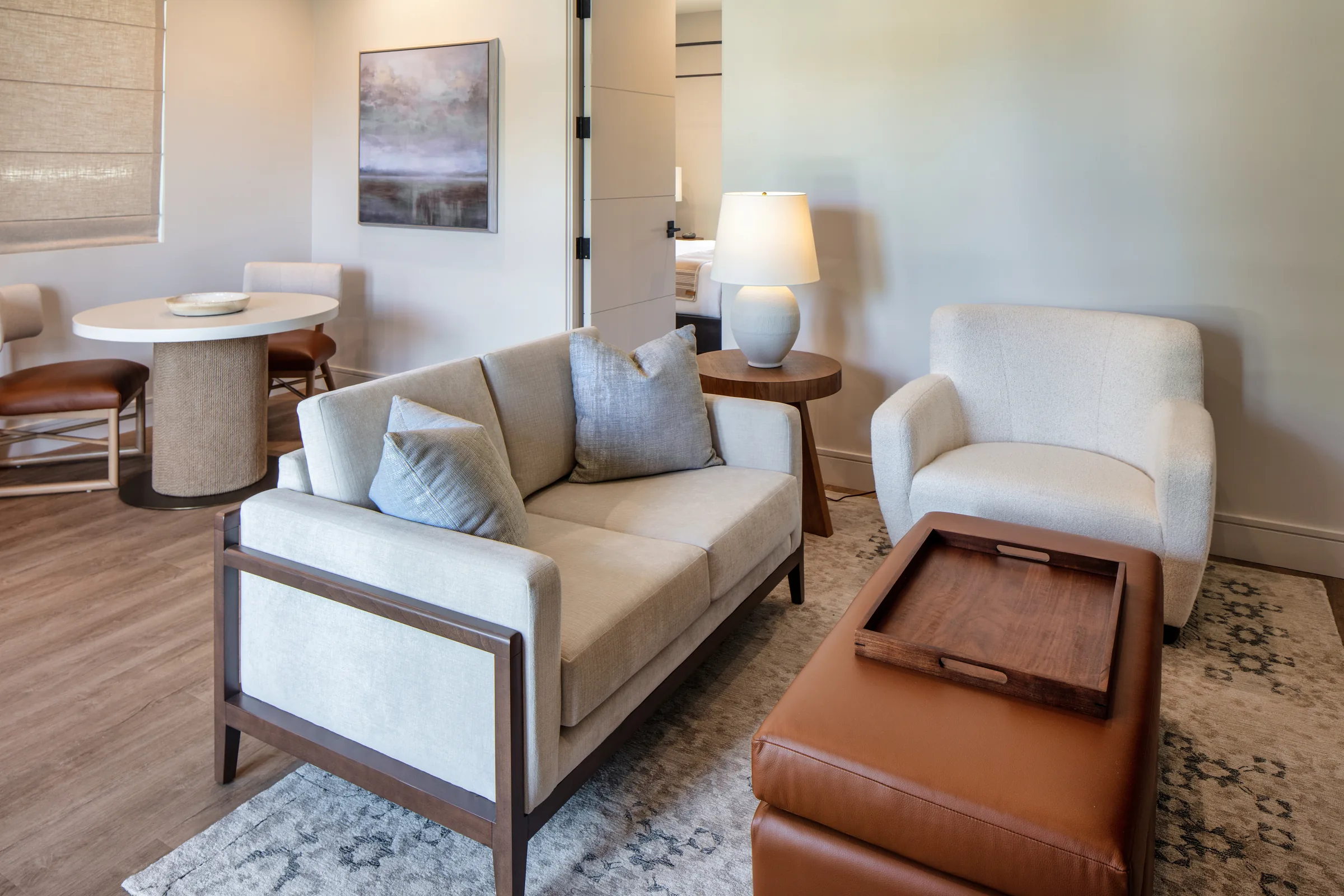 Suite living room